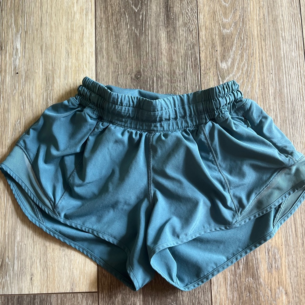 Lululemon shorts 2